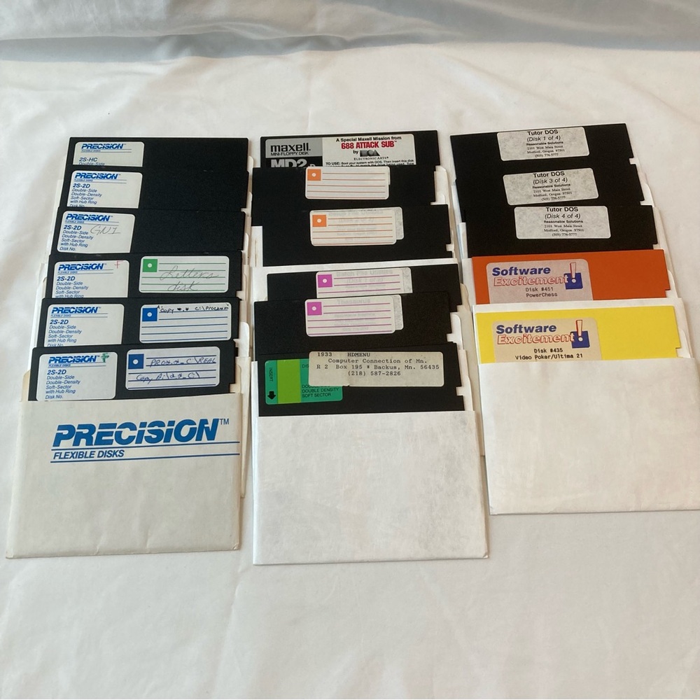UNTESTED 5.25” Floppy Disk Disc Misc Lot of 17 Vintage Games Software Media 80s